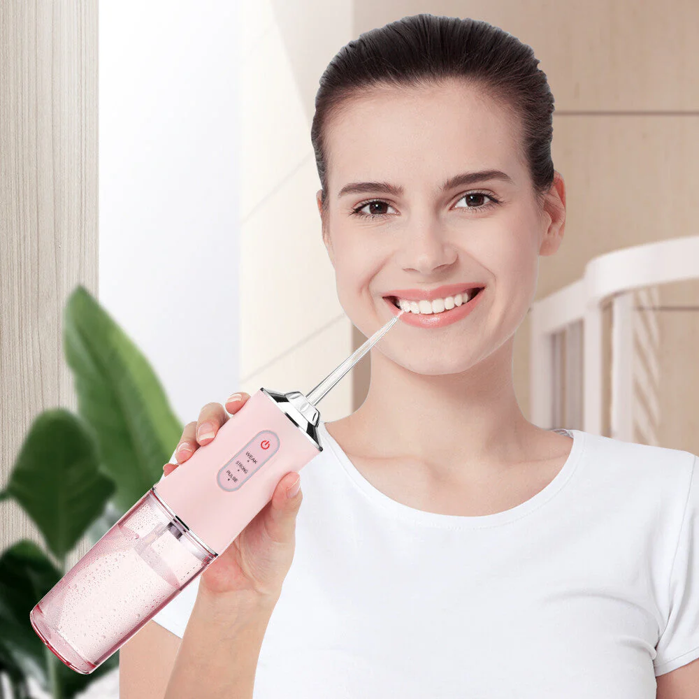 Irrigador Oral Recarregável - CleanJet - Revitalize seu sorriso com o poder da limpeza completa e eficaz! - Image 9